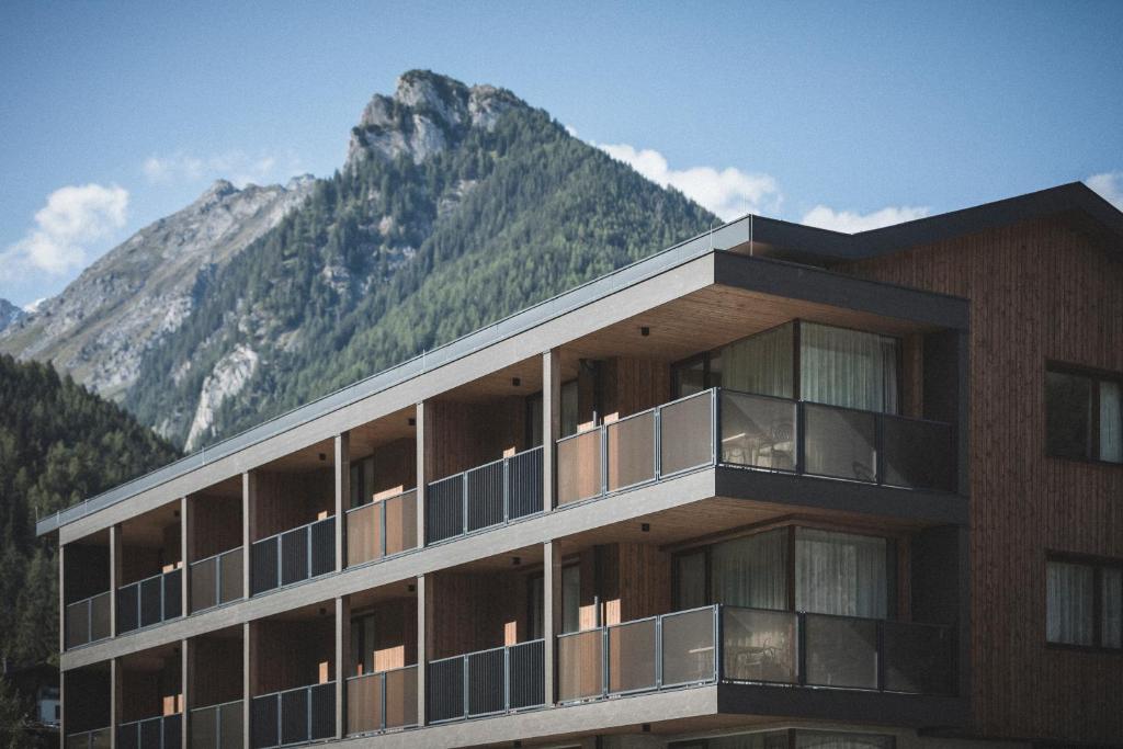 Luxegg - Mountain Lodge