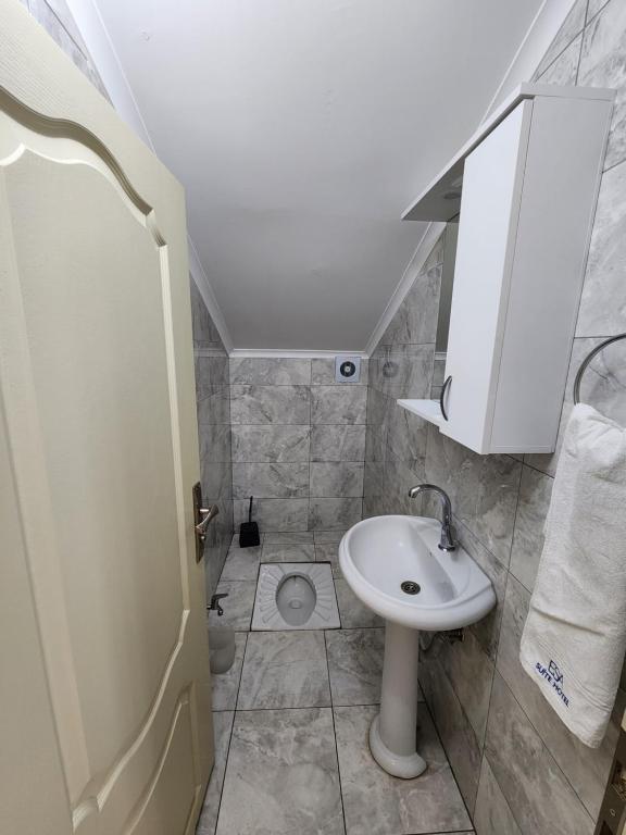 Esa Suite Hotel