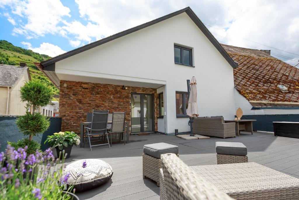 MoselloLodge, Luxus Ferienhaus mit großer Dachterrasse, Top Ausstattung, Waschmaschine, Netflix