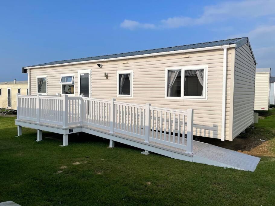 Lexi Lodge @ Littlesea Holiday Park, Weymouth