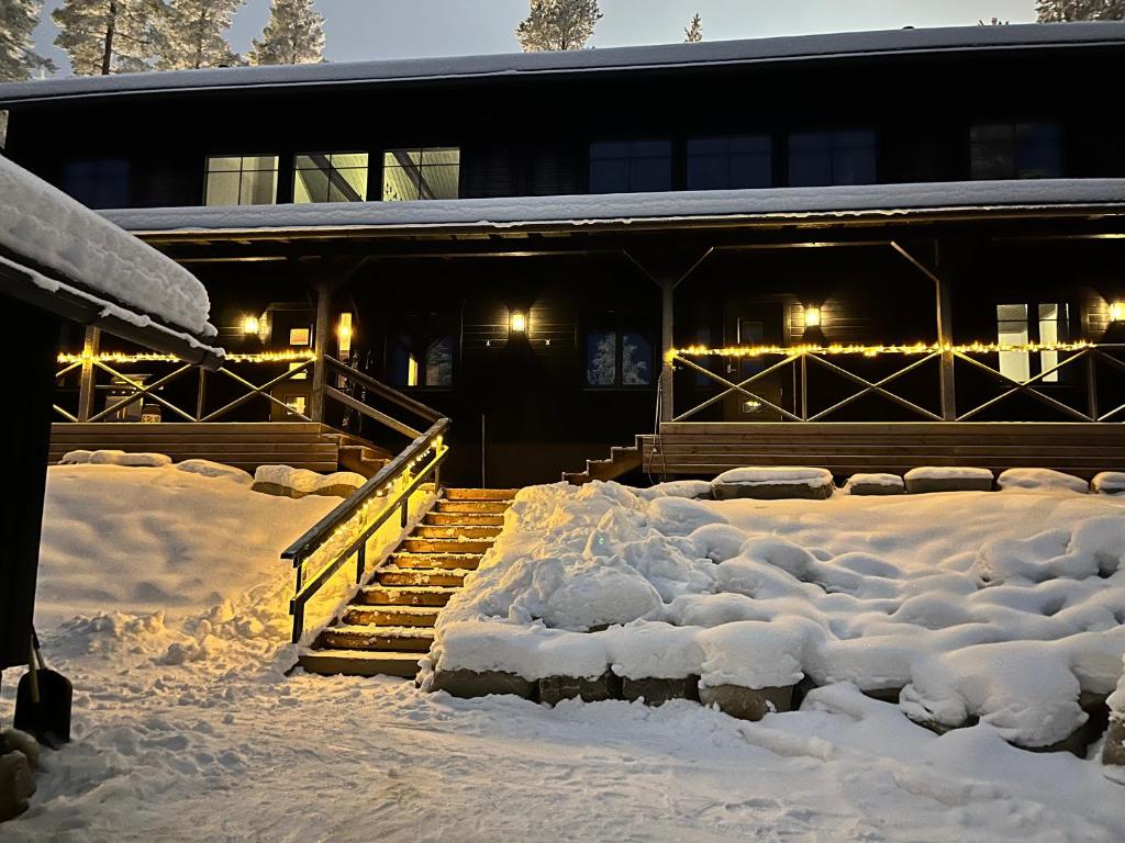 Porthos Ski Lodge