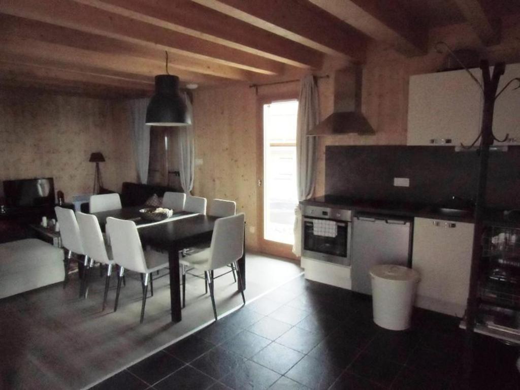Chalet Chamrousse, 4 pièces, 8 personnes - FR-1-549-110