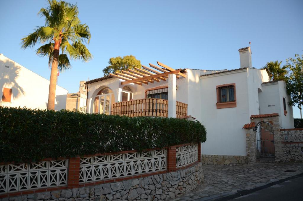 CHALET INDEPENDIENTE COn VISTAS AL MAR