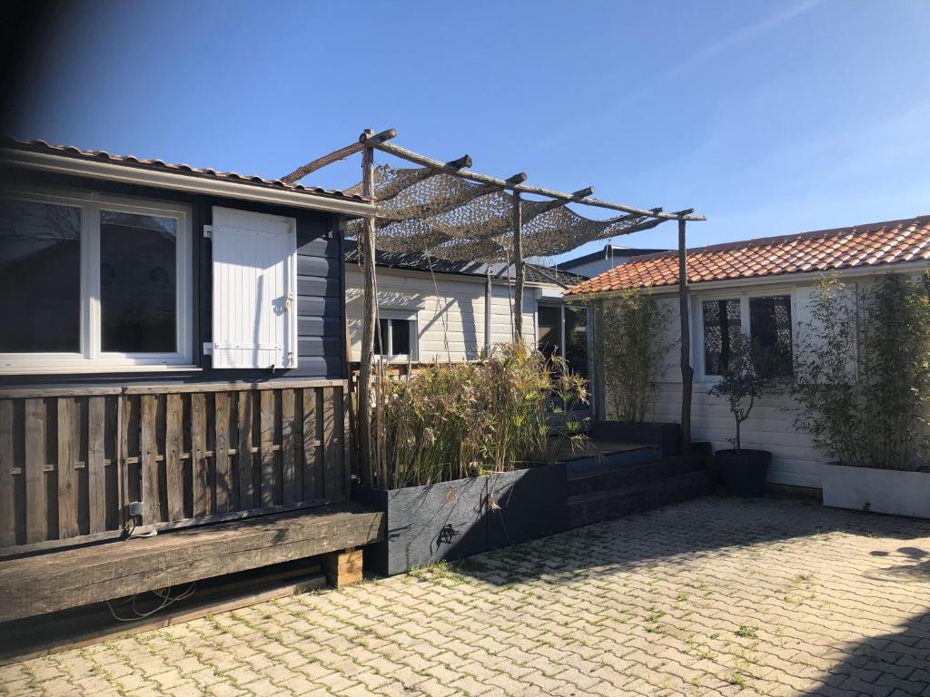 Chalet 47m2 dans PRL linge fourni