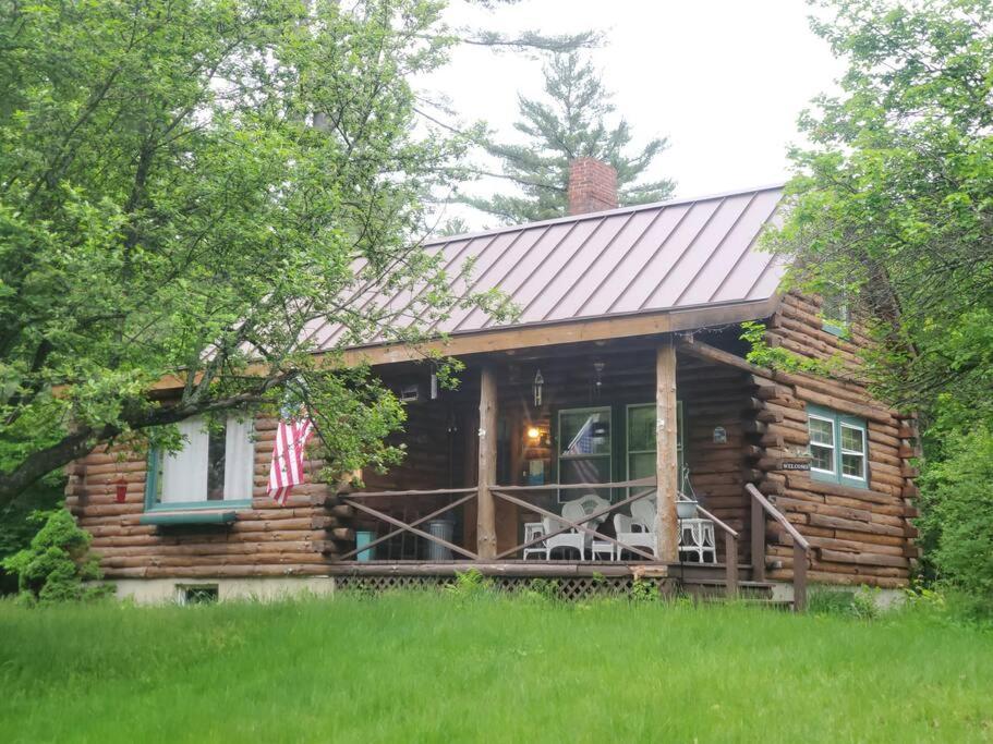 Maine Bella Vita Cabin