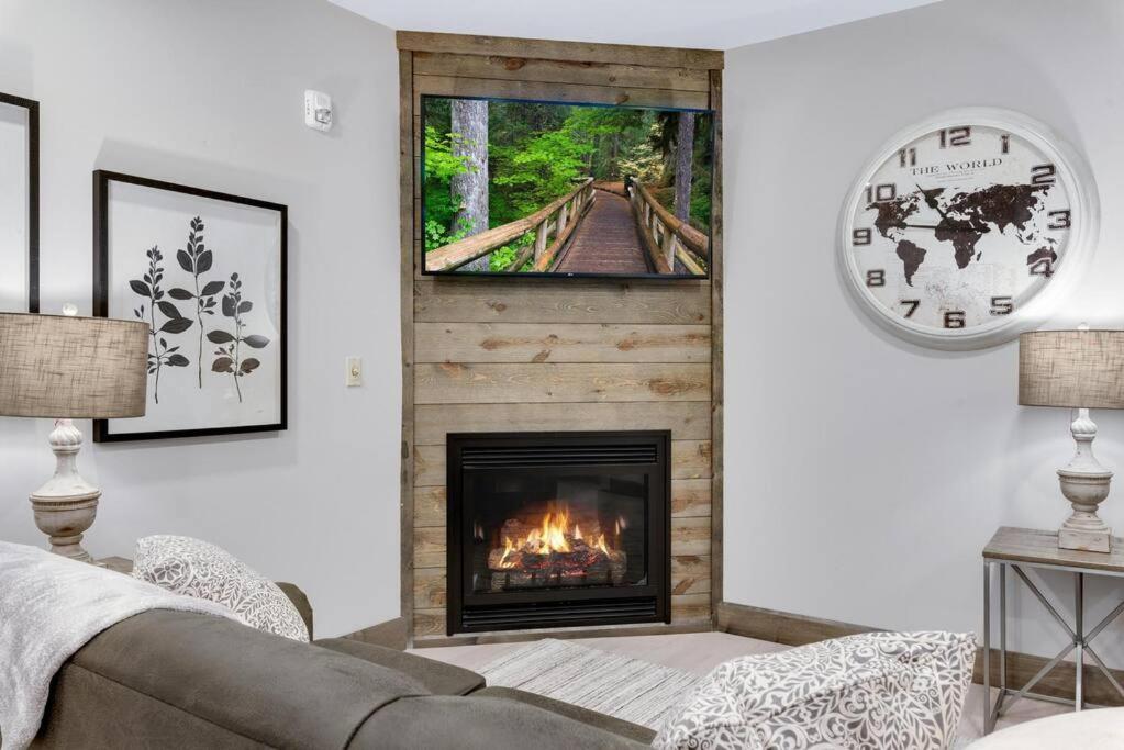 Barnwood Suite - Main Street Lodge in Berlin