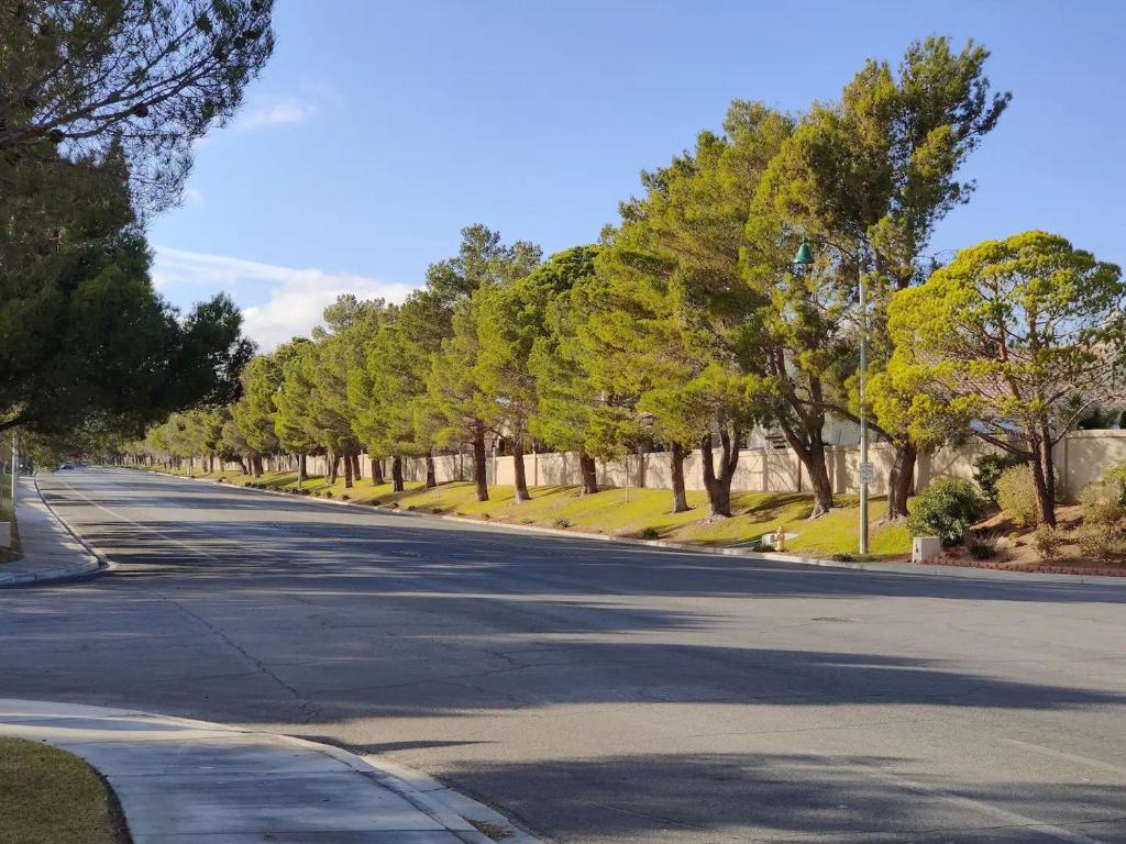 Nice Private Room Near Red Rock & Las Vegas Strip