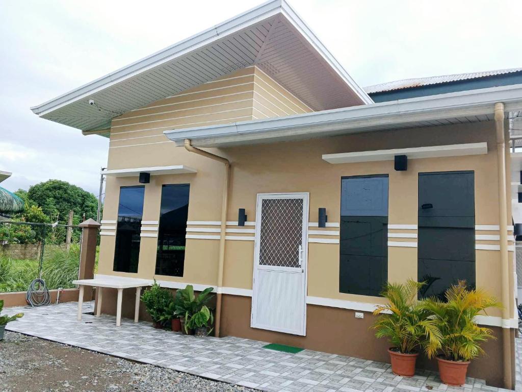 Baladad Transient House