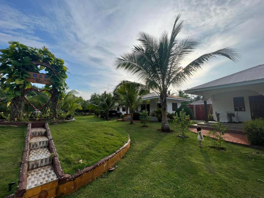 E&N Paradise Island Resort