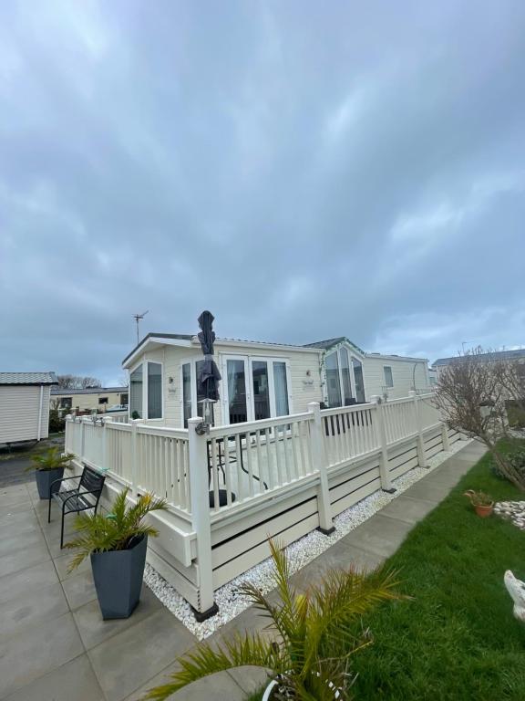 Luxury Caravan - WI-FI and SMART TV newly installed