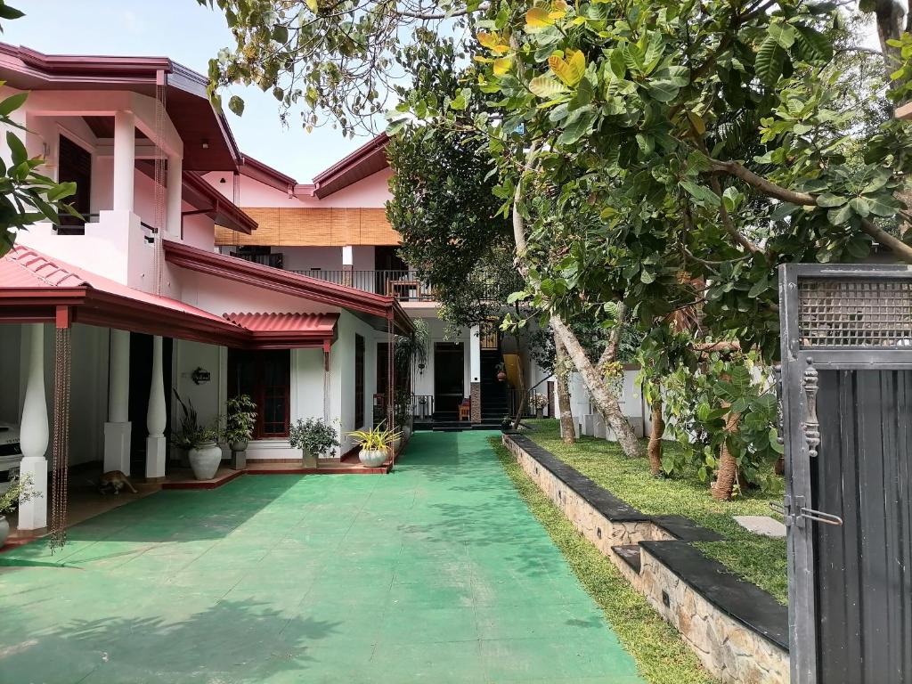 Ceylonima Home Stay