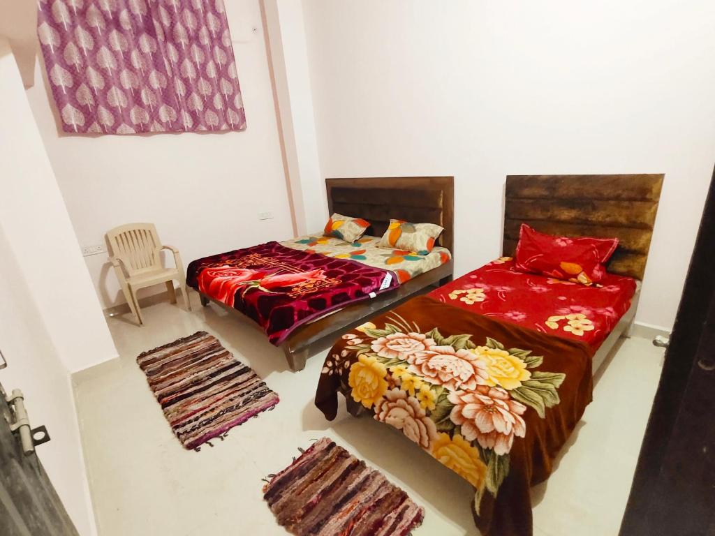 Deviksha Home Stay