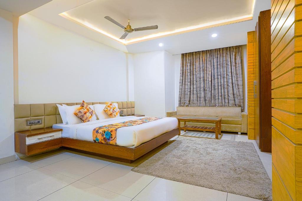 FabHotel Prime Jewel Palace