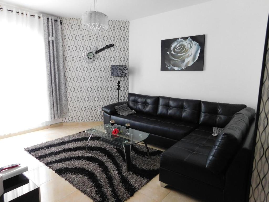 Avrora Luxury Apartment