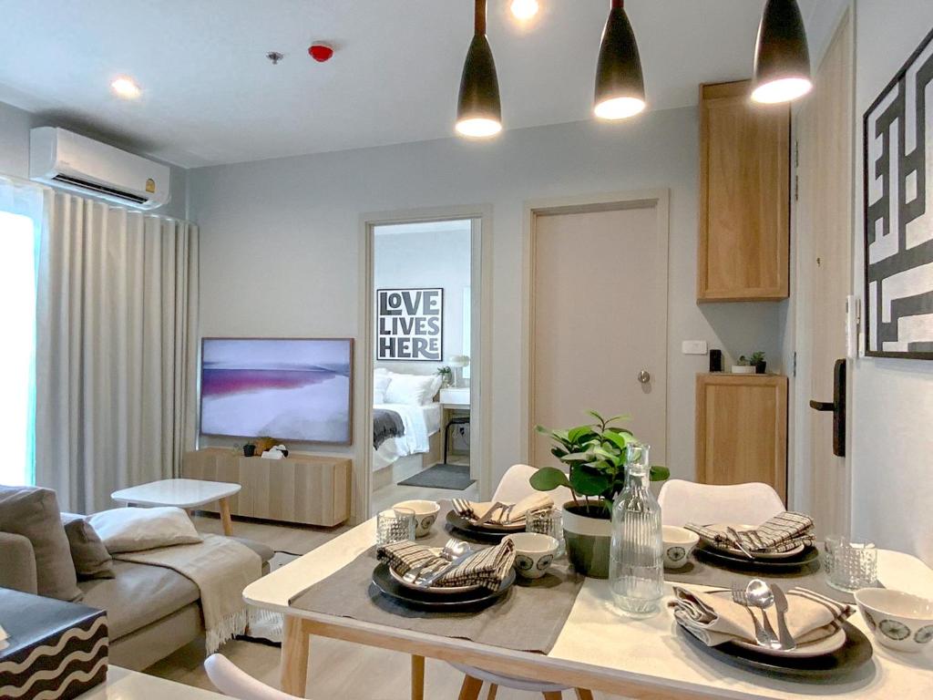 Srinakarin Lasalle 2 BR Bangkok