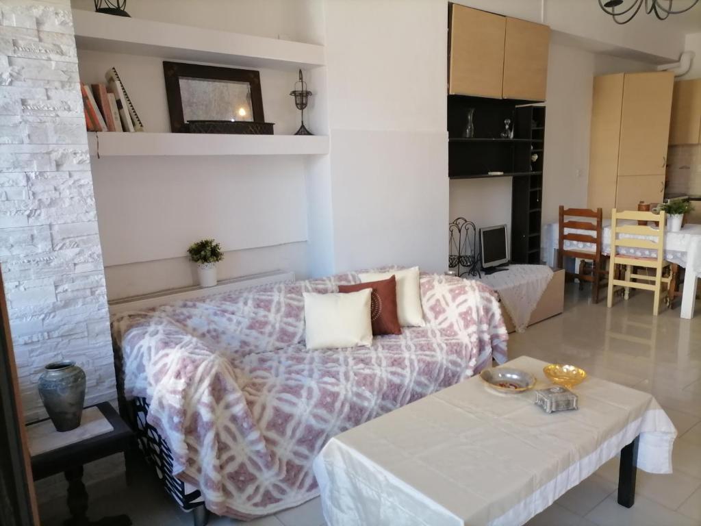 PERGAMOS APARTMENTS