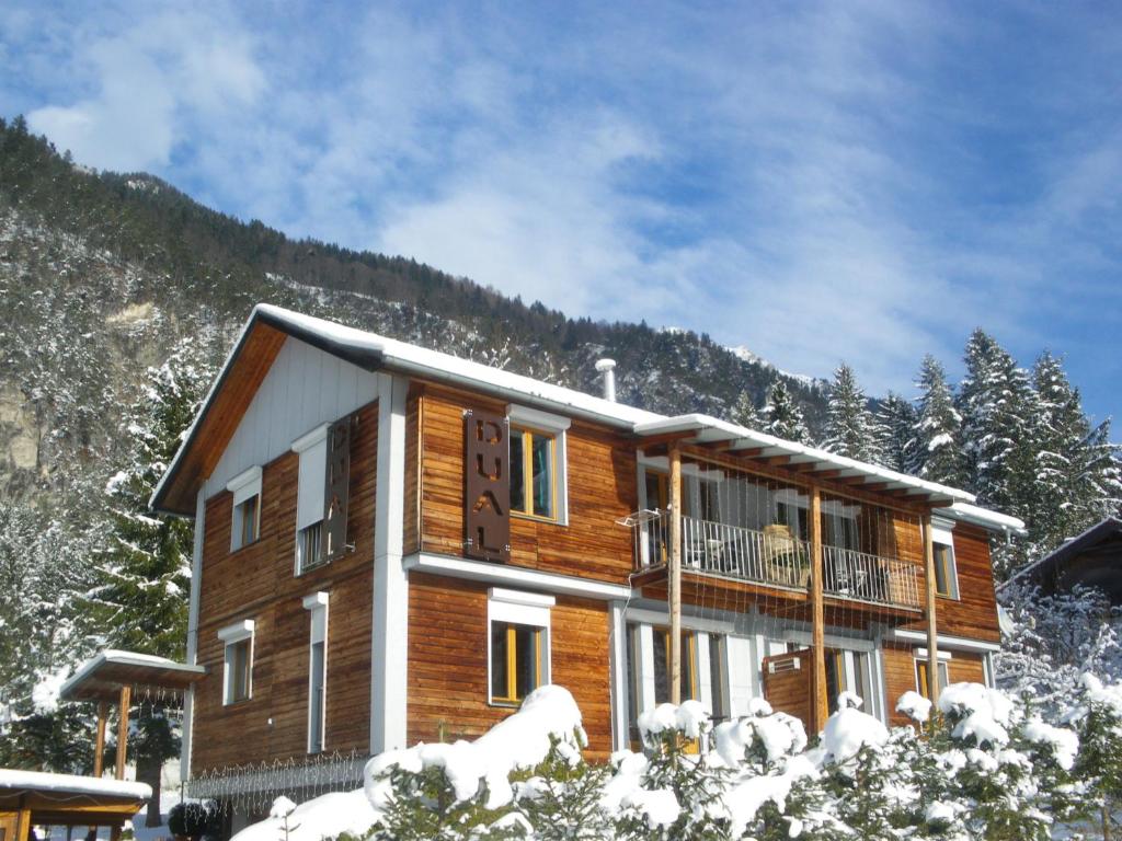 Apartmentshaus Dual -1
