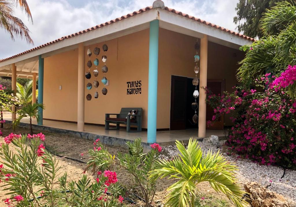 Centrally located spacious apartment