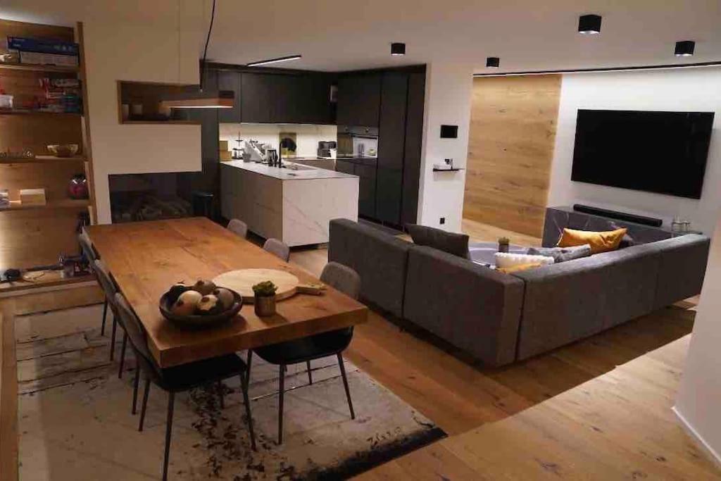 Luxury Mountain Apartment with Private Sauna and Underground Parking