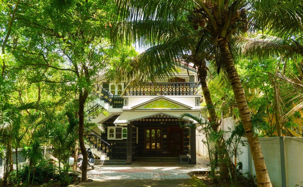 The Mahizh Home