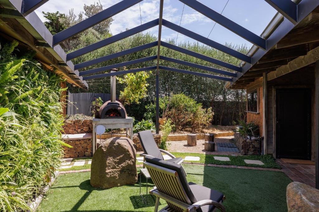 A Stylish and Unique Retreat at Surf Beach