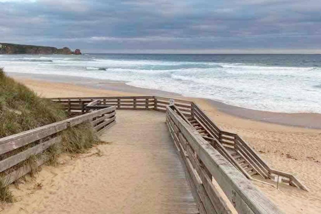 Racing Penguin Surf Grand Prix Walk Phillip Island
