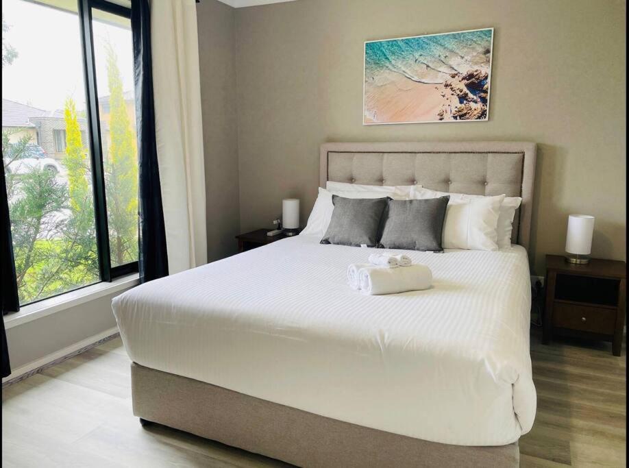 Sweet four bedroom home @cranbourne west