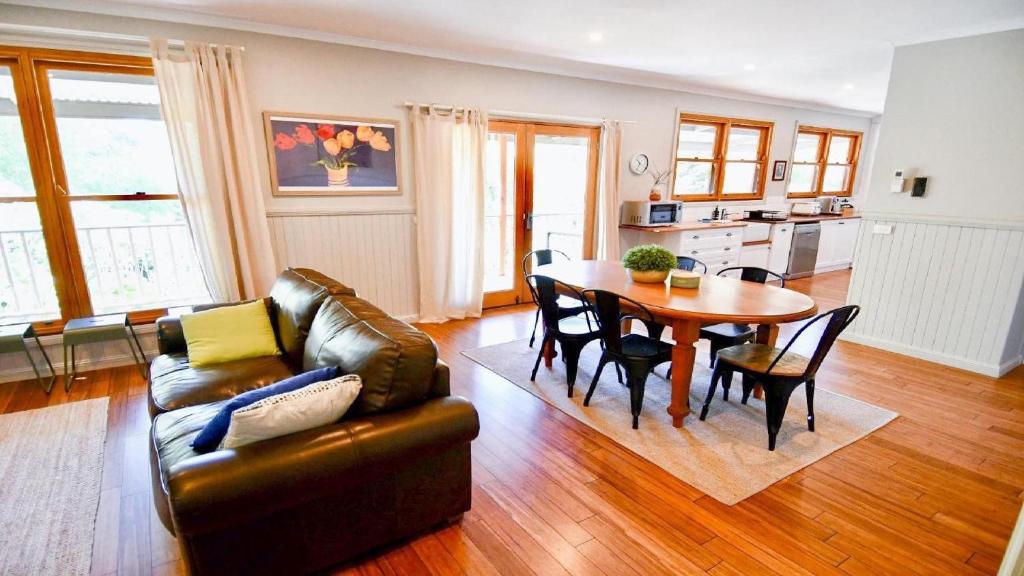 Spring Creek Cottage