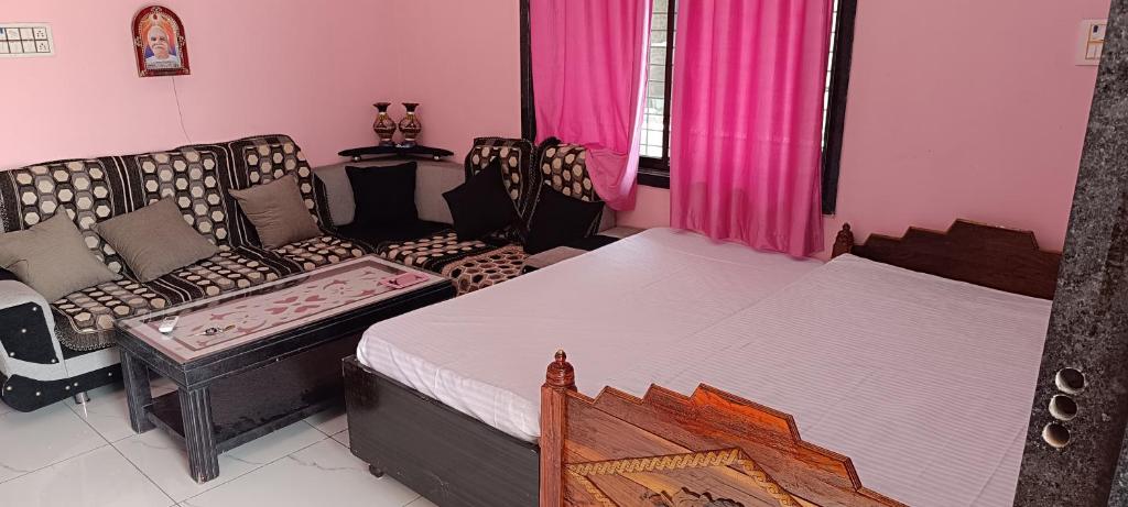 PATEL HOME STAY