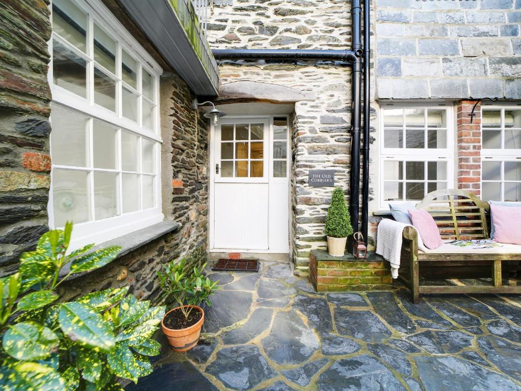Old Cobblers Port Isaac