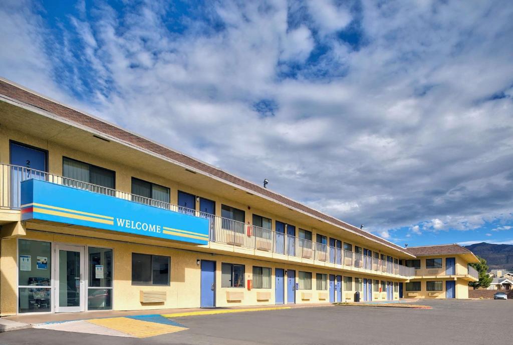 Motel 6-Alamogordo, NM