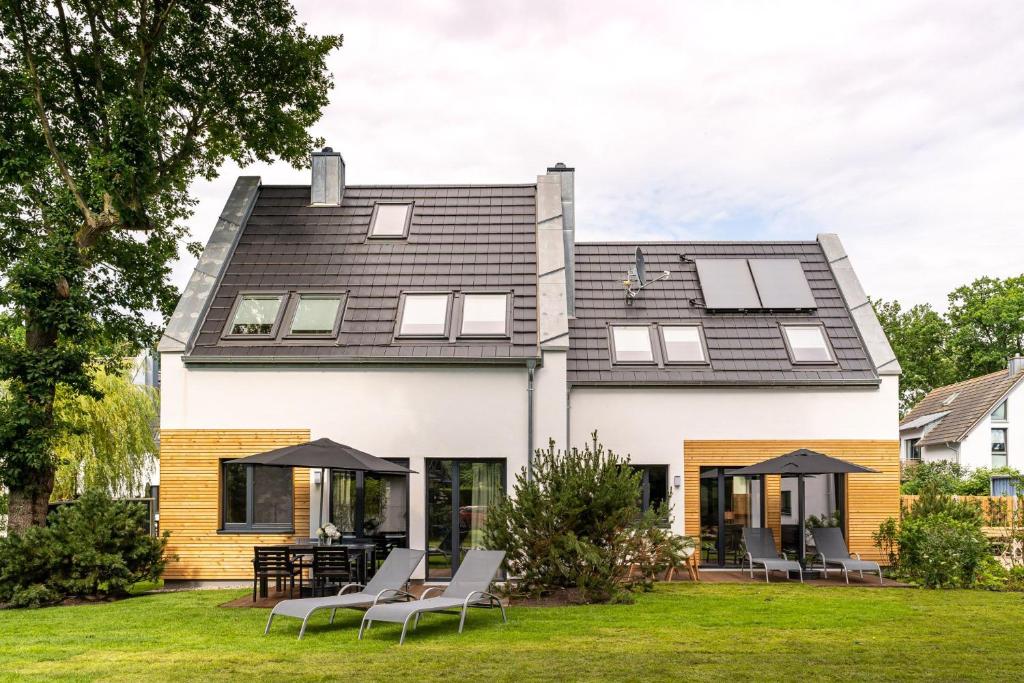 Domizil am Ostseewald - Haus Löwenzahn