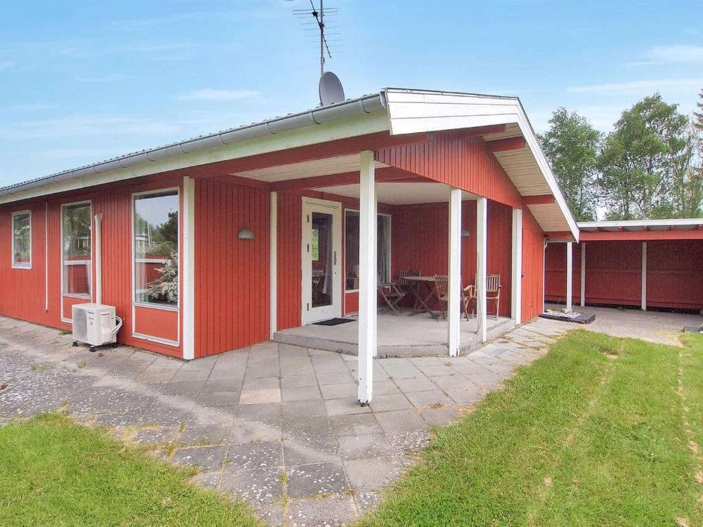 Holiday Home Juris - 200m from the sea in Lolland- Falster and Mon by Interhome