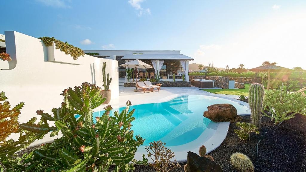 UNIQUE Villas Lajares - Only Adults