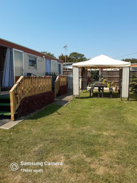 Gina's Static caravan