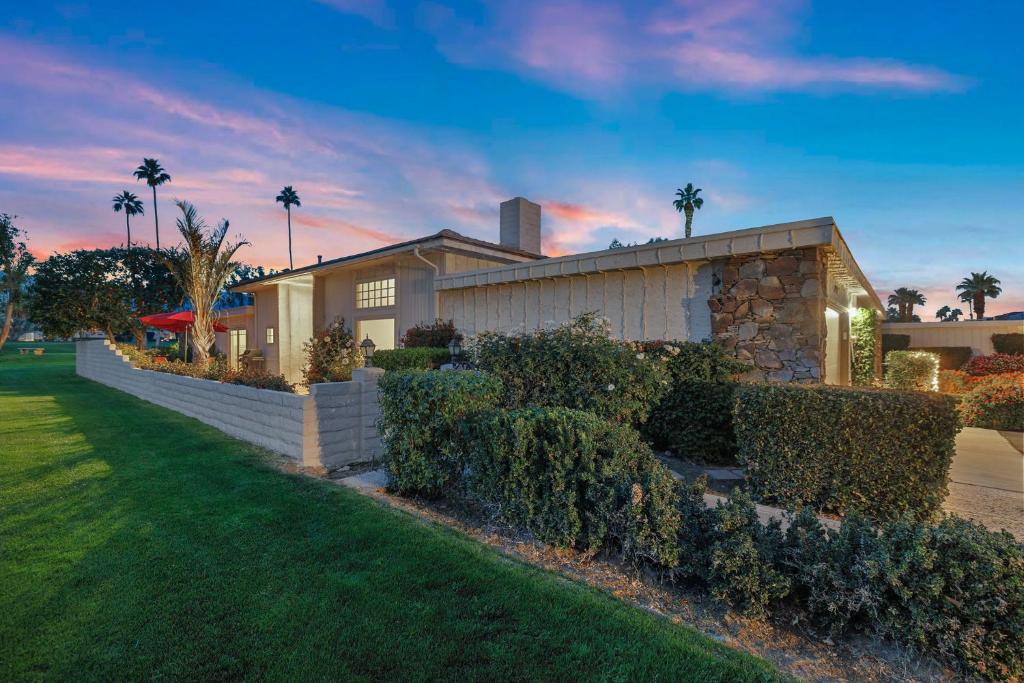 The Wells in Indian Wells