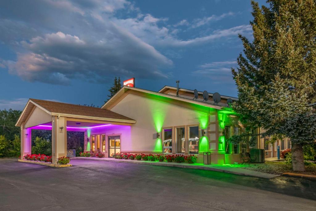 SureStay Plus Hotel by Best Western Buffalo