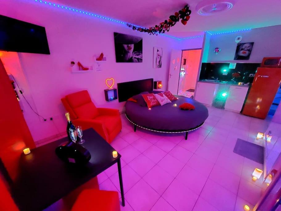 Love Room à deux pas de l'Océan avec Hammam, Sauna et Bain à 2 :-)