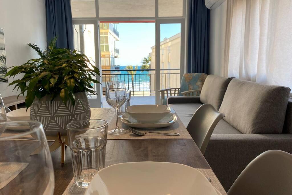AMPLIO APARTAMENTO SEAVIEW