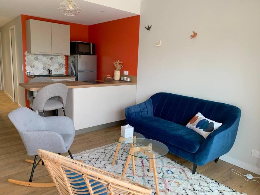 T2 avec garage possible, port et plage à moins de 5 minutes à pied !