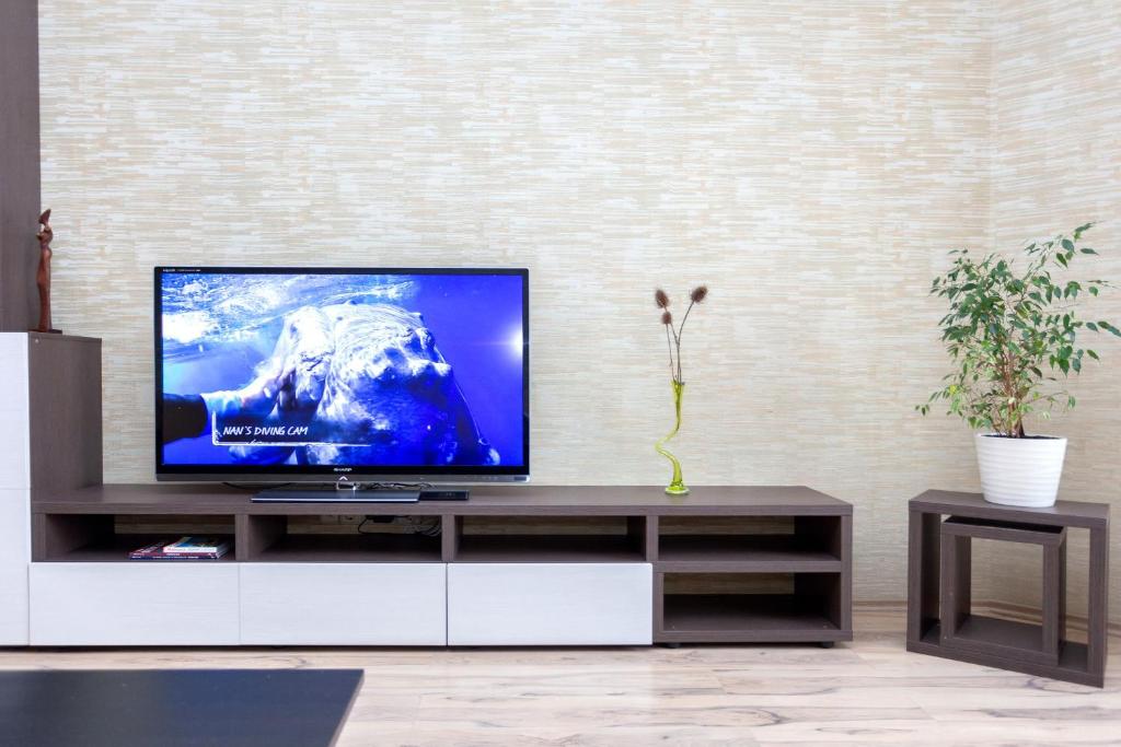 MinskLux Apartments 2 bedrooms - 100sqm on Mayakovskogo str.15
