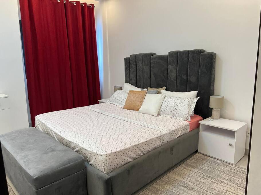 Superb Urban Oasis in Almadies