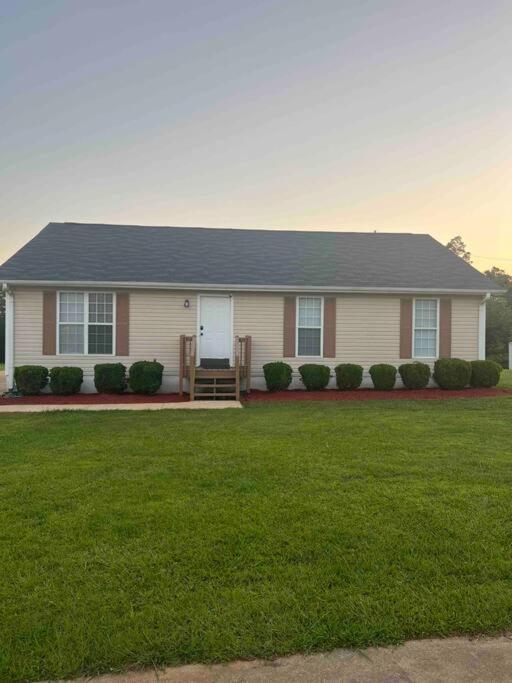 Beautiful Home In Greenville