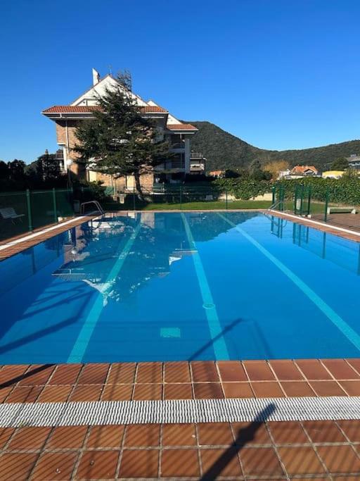 Playa de Berria - Precioso Apartamento con piscina y Garaje incluido
