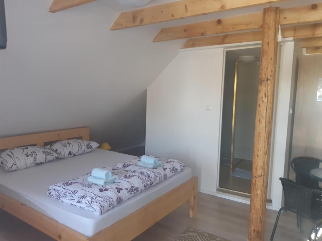 Mirella rooms