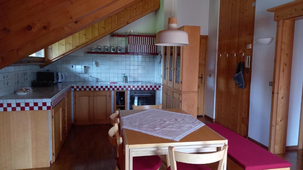 Deliziosa mansarda con vista Dolomiti