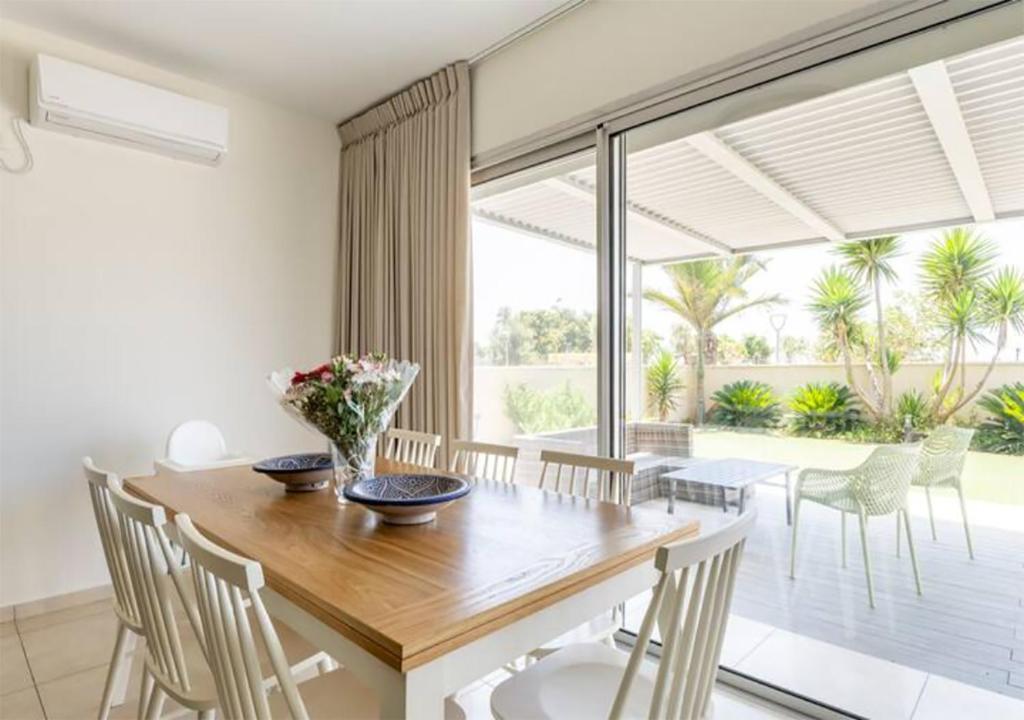 Yama SEA VIEW 4BR