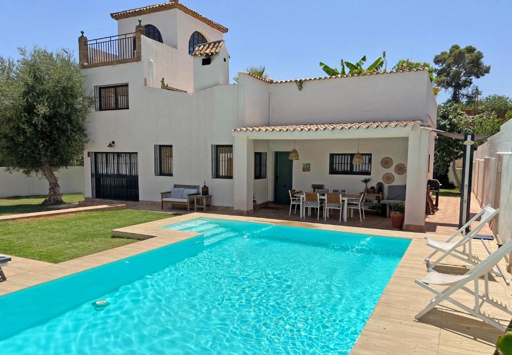 Chalet con encanto cerca de Sevilla