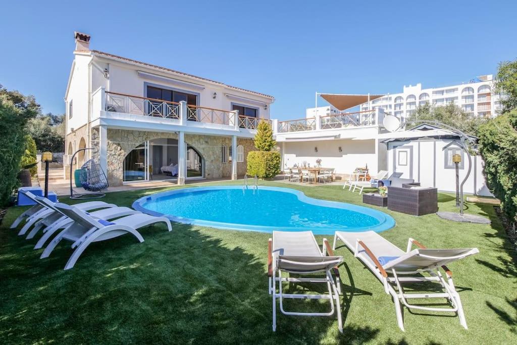Moderne Villa, Pool+Meerblick,schnelles Wifi,Klima