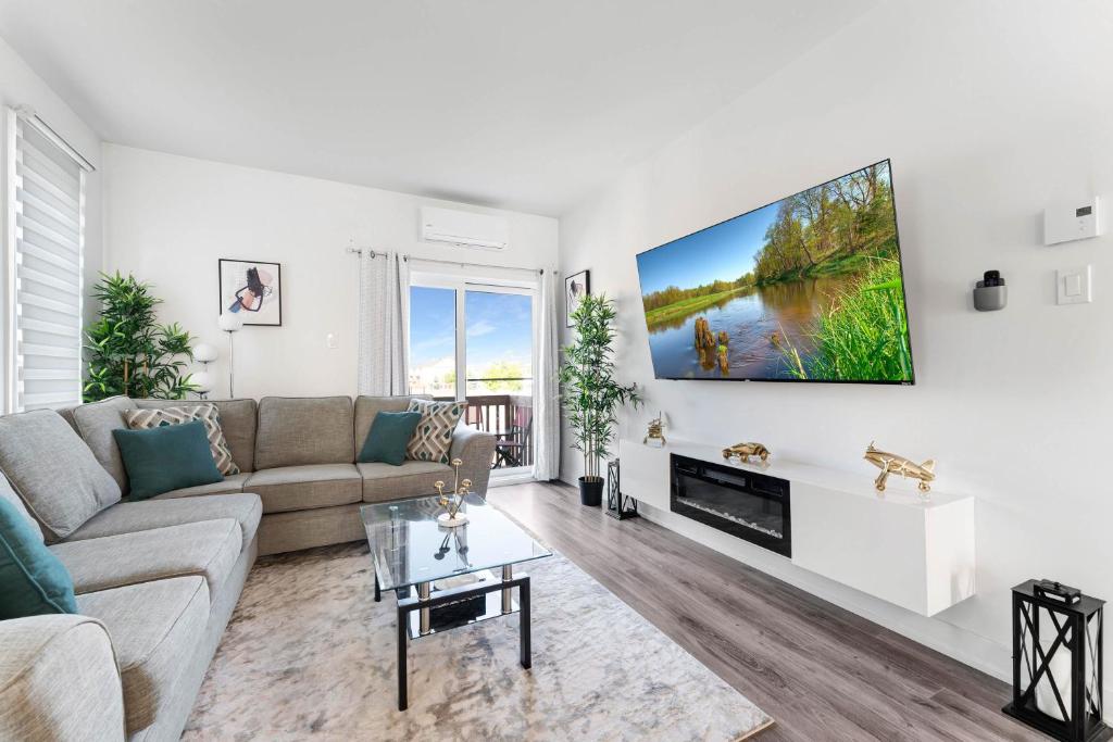 Charming and Cozy Condo Apartment